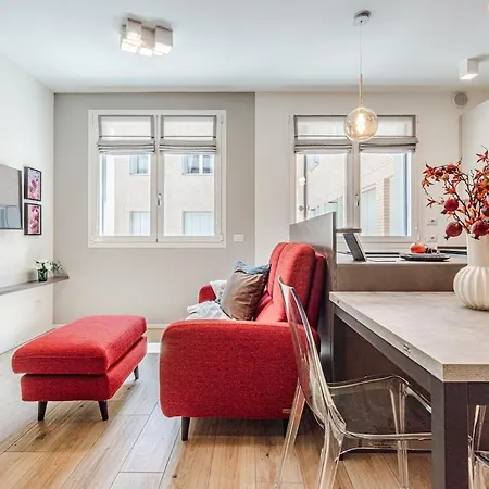 Nuovo Con Posto Auto Privato A 5 Min A Piedi Dal Centro Apartman